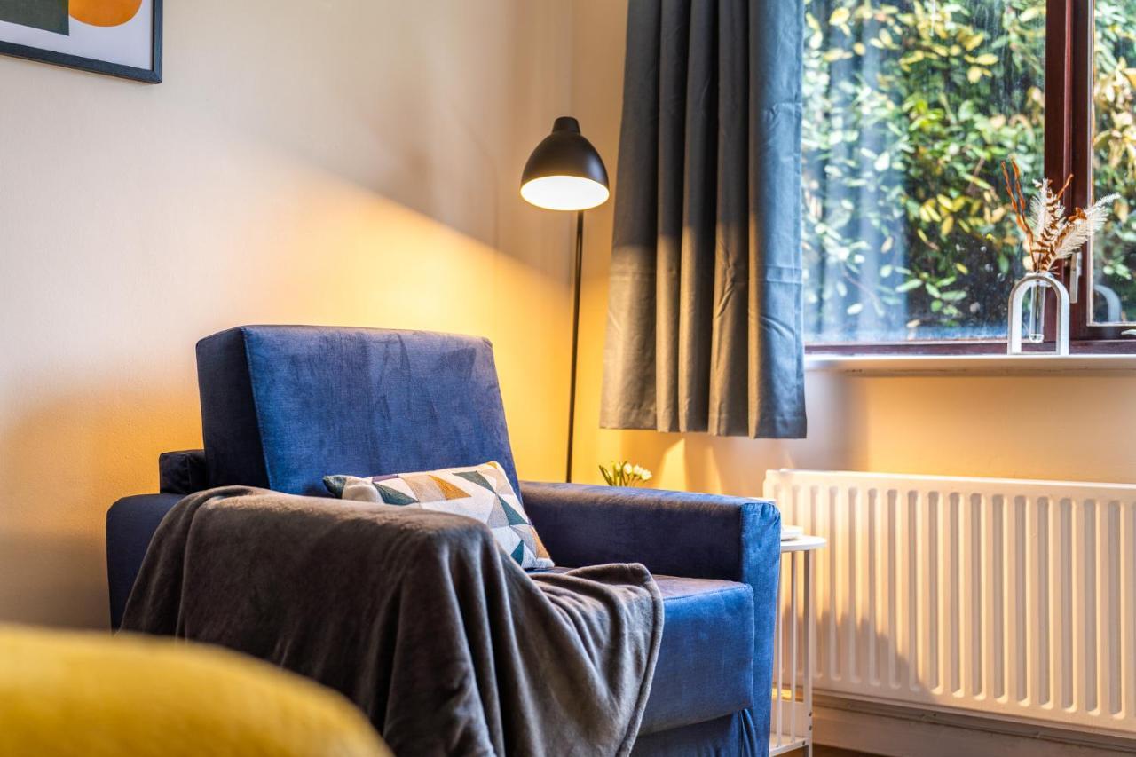 Grange Studio Apartment - Heathrow Стейнс Экстерьер фото